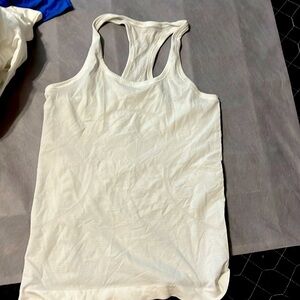 Lulu lemon tank